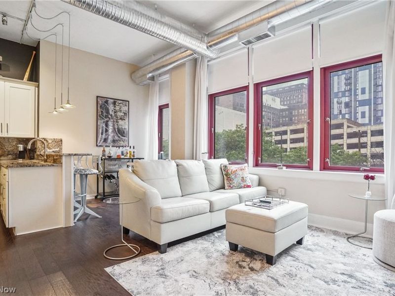 750 Prospect Avenue E, Unit 206, Cleveland, OH 44115 Photo 7