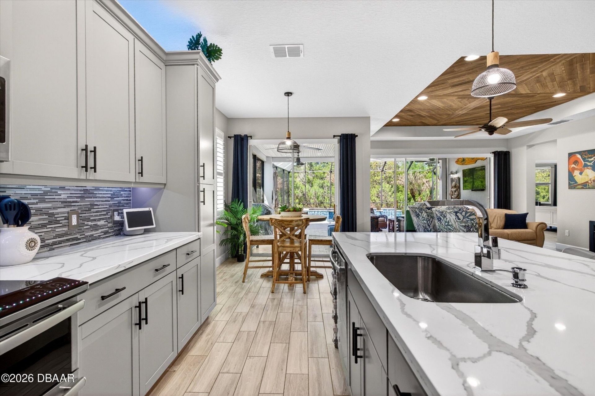 504 Coral Reef Way, Daytona Beach, FL 32124 Photo