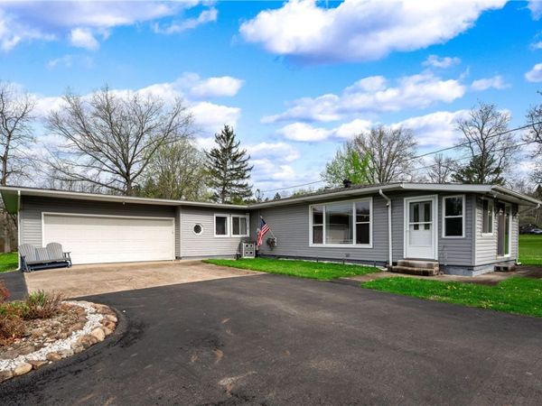 321 Palmer Road , Edinburg, PA 16116