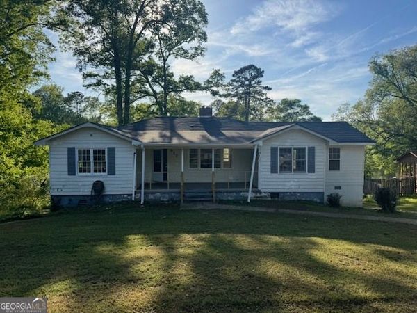 217 Central Lake Circle, Griffin, GA 30223