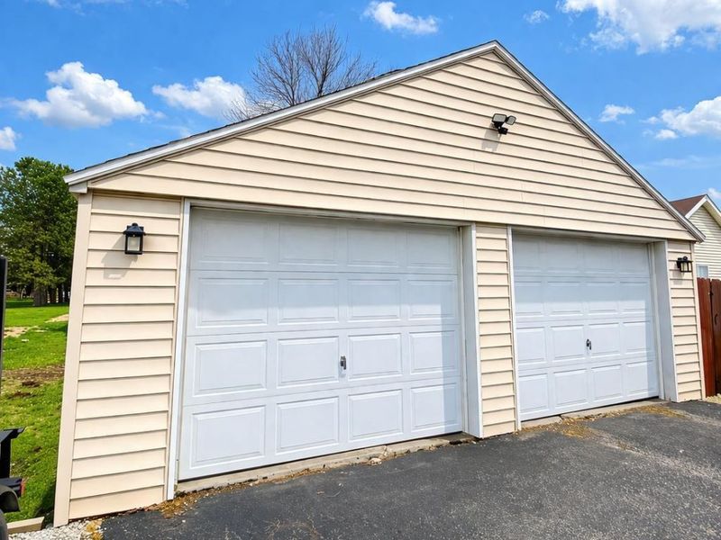 426 Wall Street, Tiffin, OH 44883 Photo 2