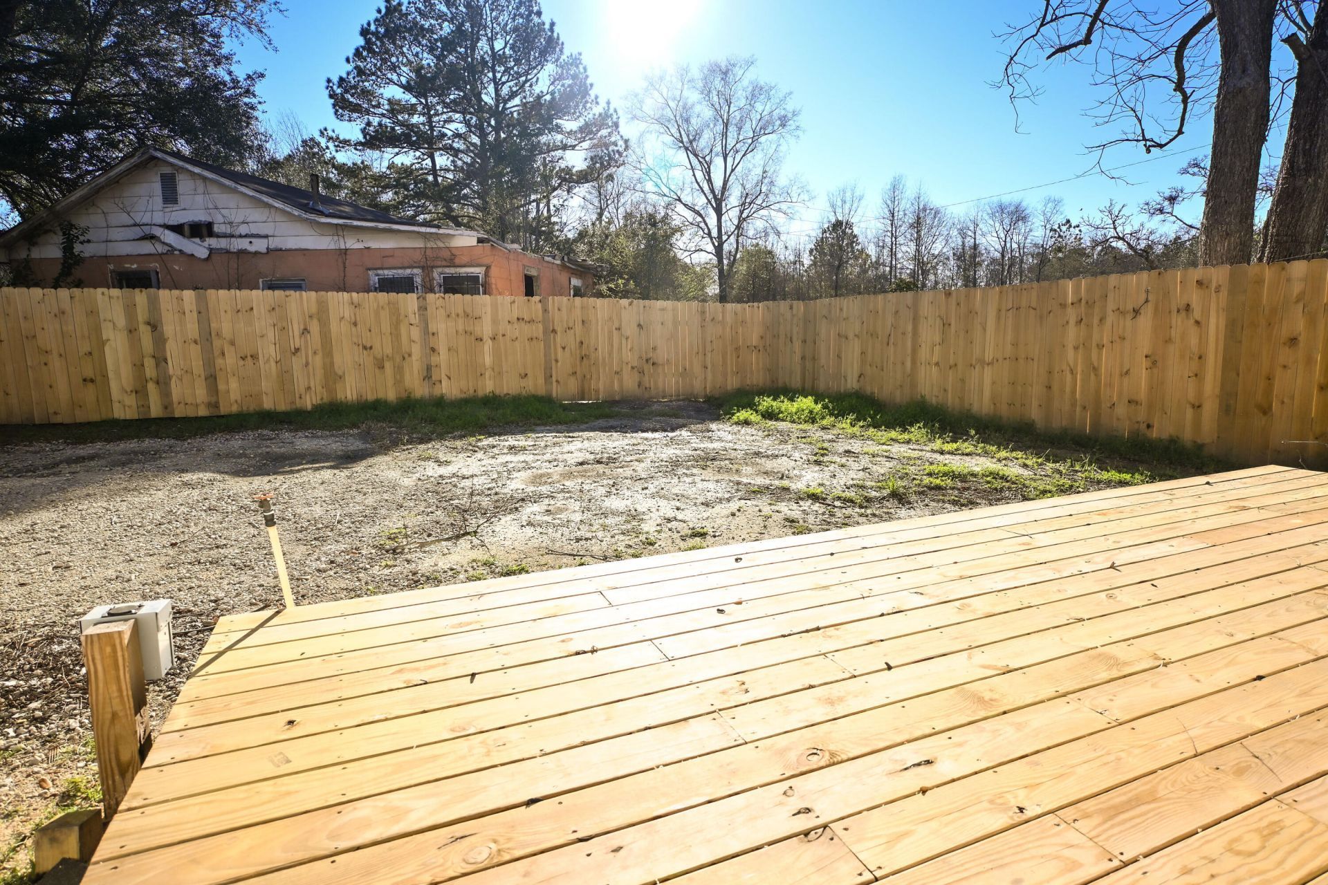 460 Bay Street Photo 18