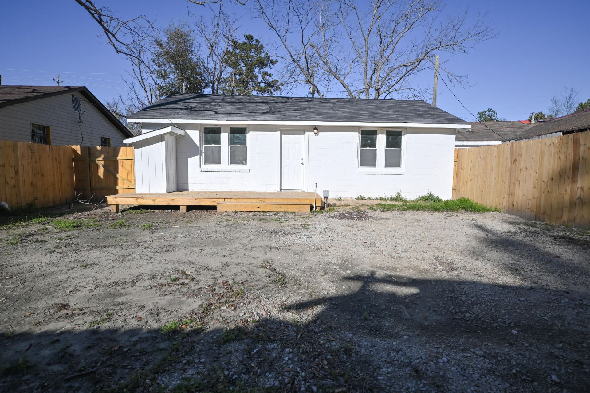 460 Bay Street Photo 19