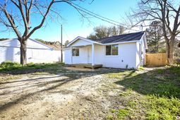 460 Bay Street photo 4