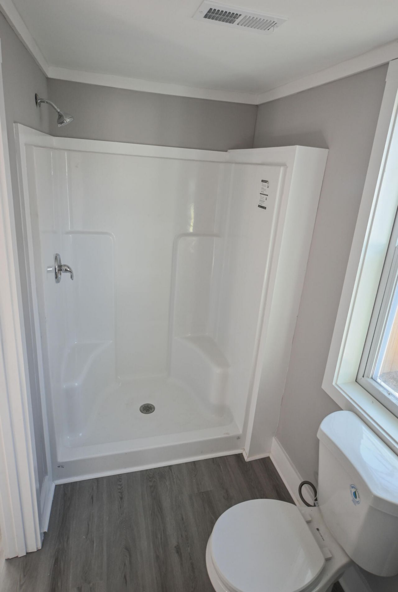 460 Bay Street Photo 7