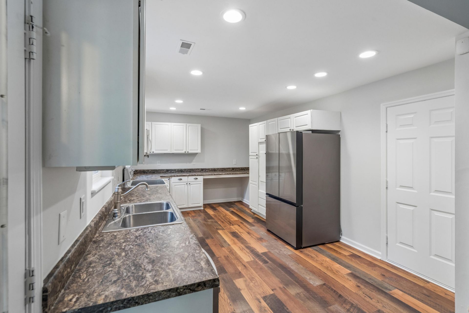 103 Mackerel Photo 18