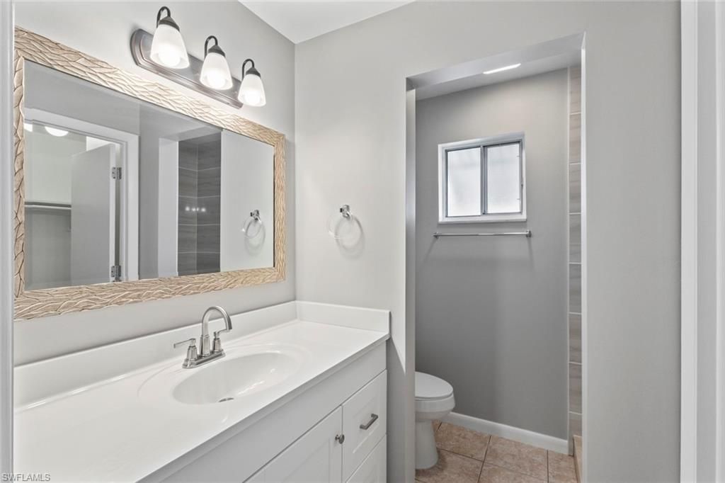 1010 NE 3rd St , Cape Coral, FL 33909 Photo