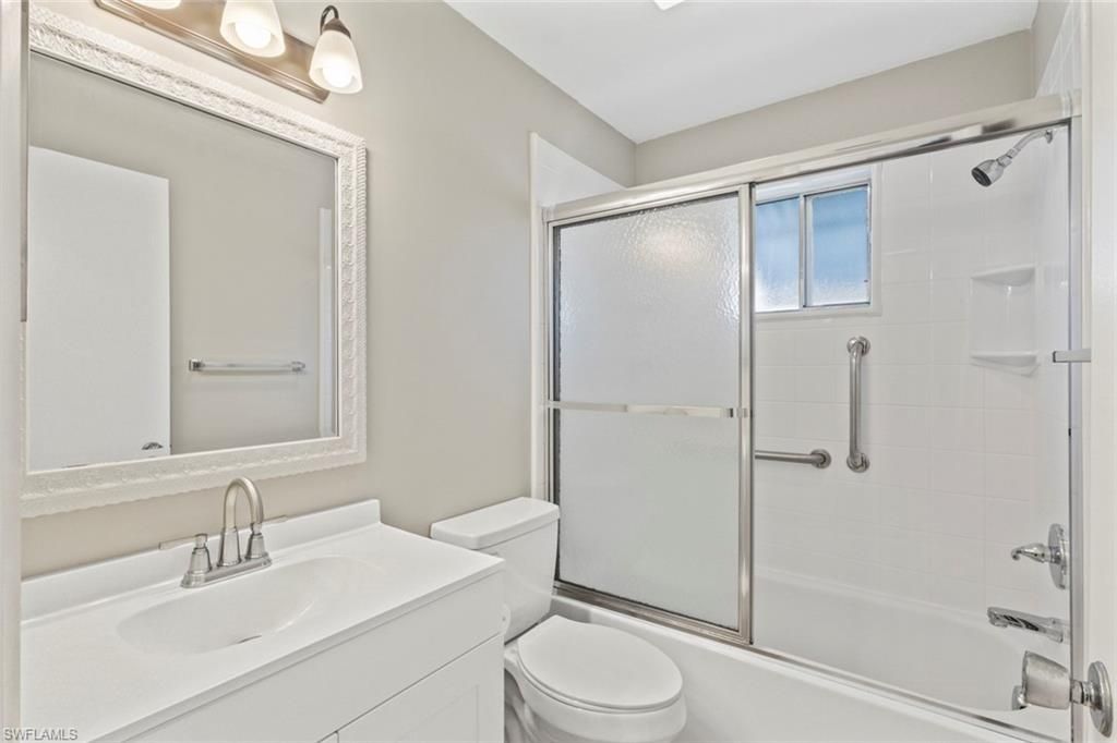 1010 NE 3rd St , Cape Coral, FL 33909 Photo