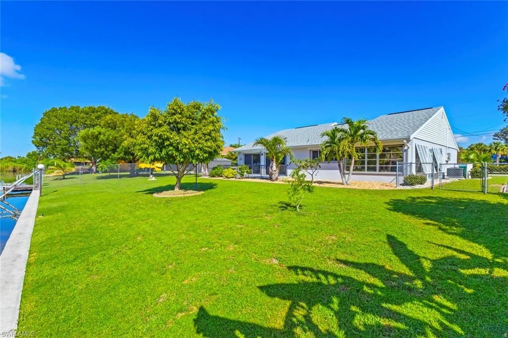 1010 NE 3rd St , Cape Coral, FL 33909 Photo