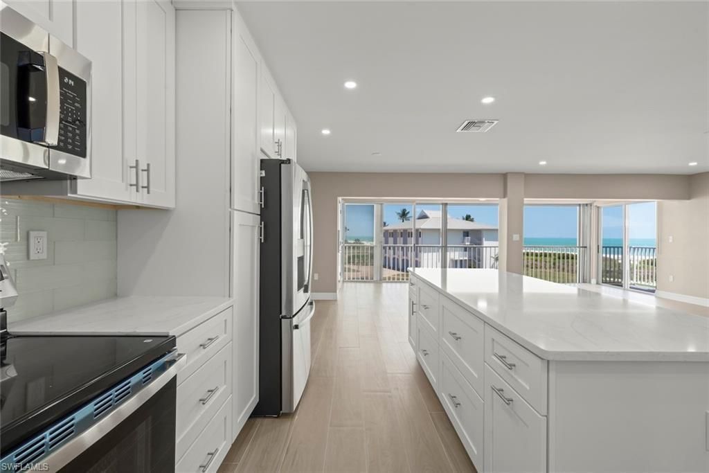 1341 Middle Gulf Dr, Unit 14C, Sanibel, FL 33957 Photo