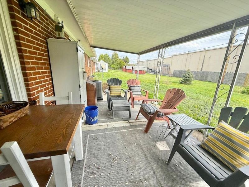 16 Plaza Drive, Mount Vernon, OH 43050 Photo 9