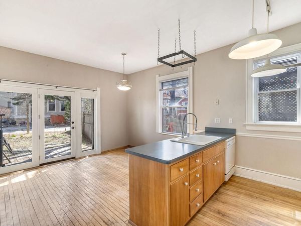 1566 N Warren AVENUE, Unit 1568, Milwaukee, WI 53202