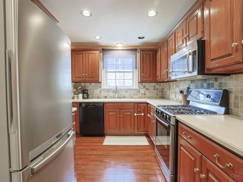 67 Forest Avenue, Wyoming, OH 45215 Photo 17