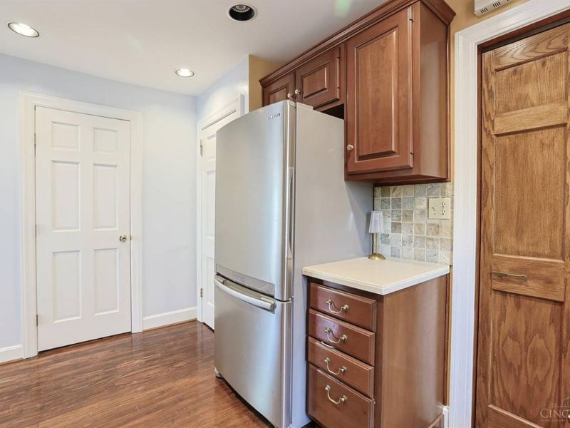 67 Forest Avenue, Wyoming, OH 45215 Photo 19