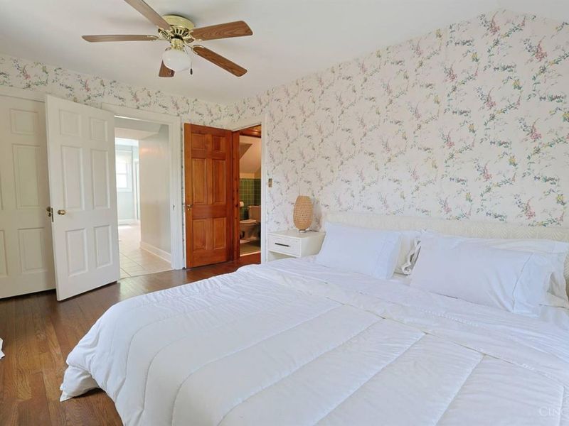 67 Forest Avenue, Wyoming, OH 45215 Photo 24