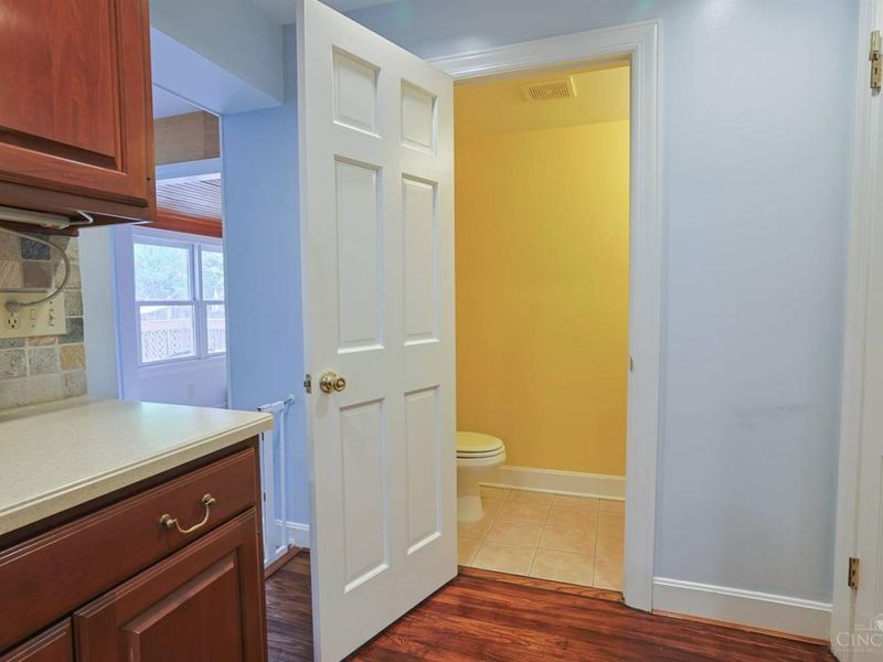 67 Forest Avenue, Wyoming, OH 45215 Photo 32