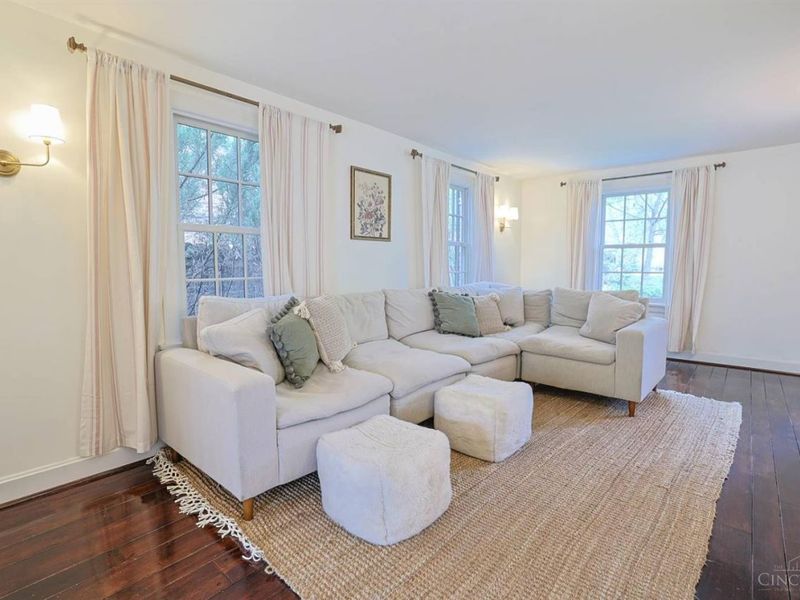 67 Forest Avenue, Wyoming, OH 45215 Photo 5