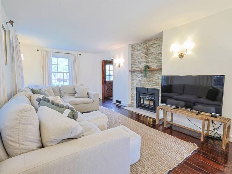 67 Forest Avenue, Wyoming, OH 45215 Photo 6