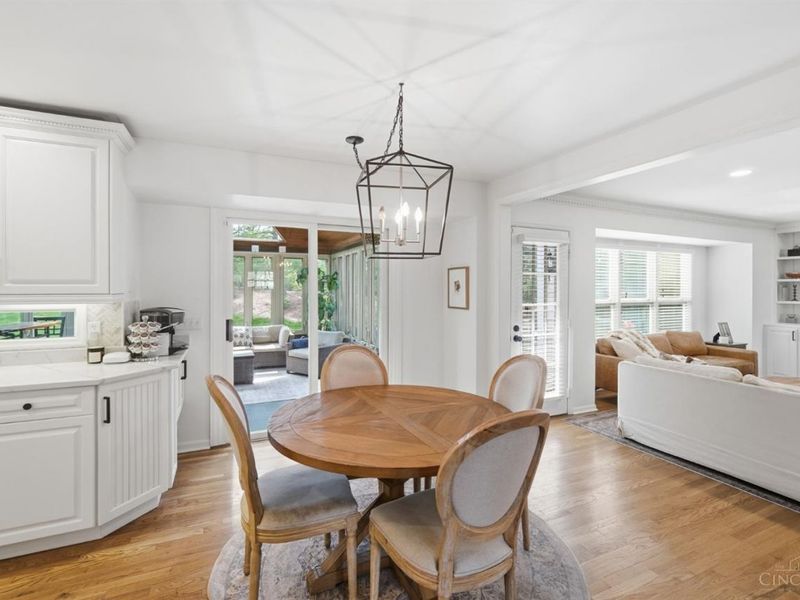 3725 Sherbrooke Drive, Evendale, OH 45241 Photo 13