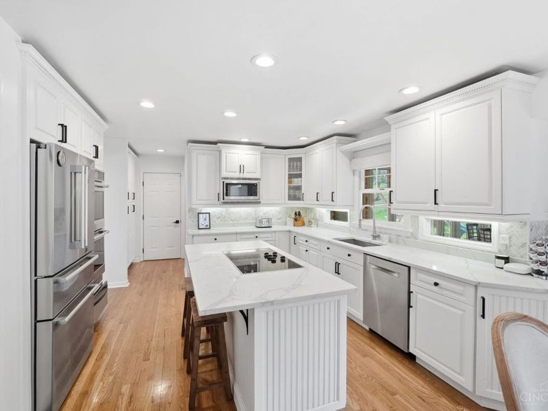 3725 Sherbrooke Drive, Evendale, OH 45241 Photo 14