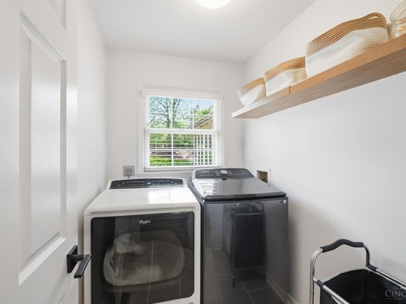 3725 Sherbrooke Drive, Evendale, OH 45241 Photo 22