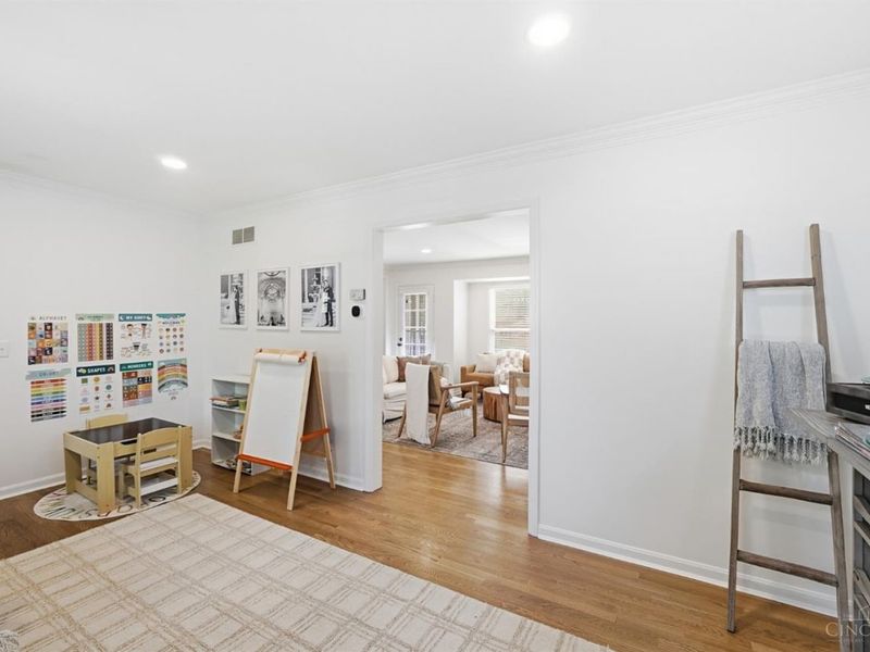 3725 Sherbrooke Drive, Evendale, OH 45241 Photo 5