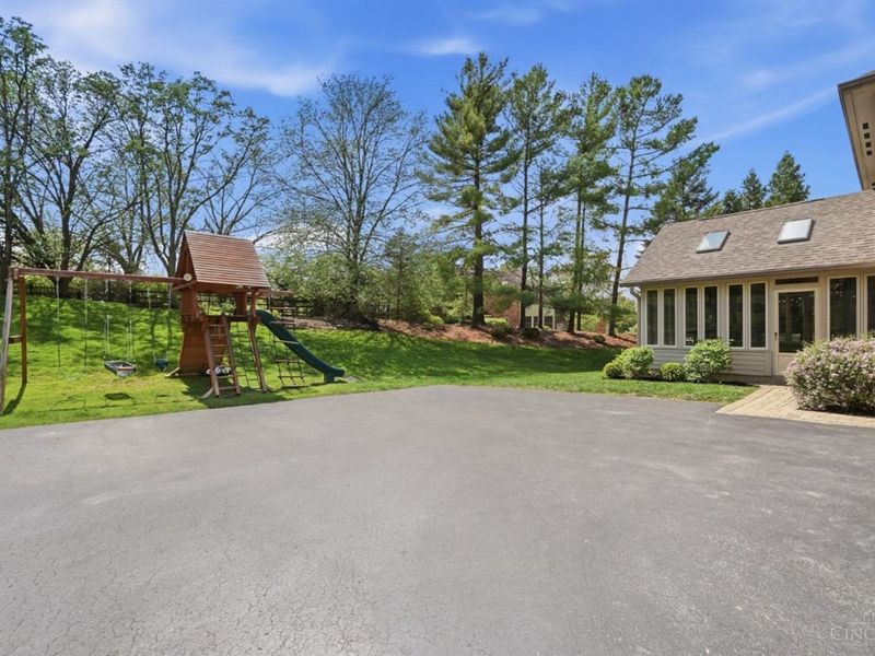 3725 Sherbrooke Drive, Evendale, OH 45241 Photo 72