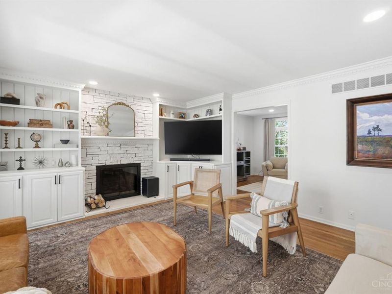 3725 Sherbrooke Drive, Evendale, OH 45241 Photo 8