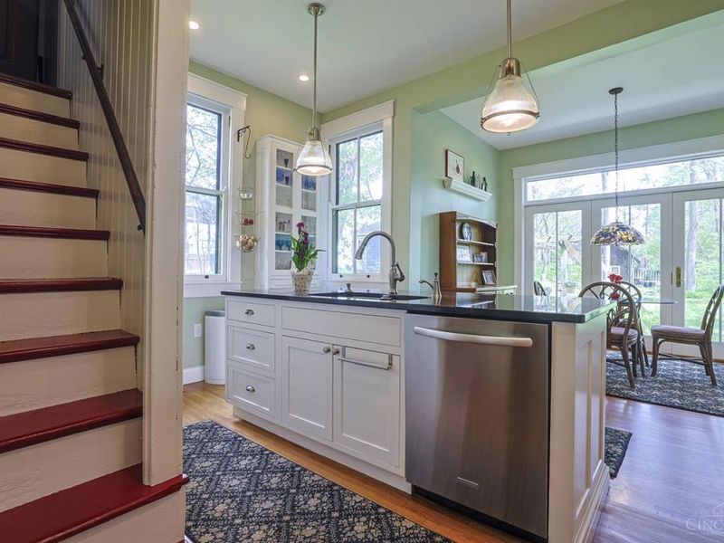 22 Burns Avenue, Wyoming, OH 45215 Photo 19