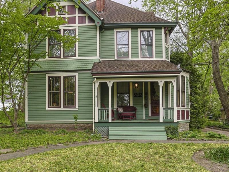 22 Burns Avenue, Wyoming, OH 45215 Photo 2