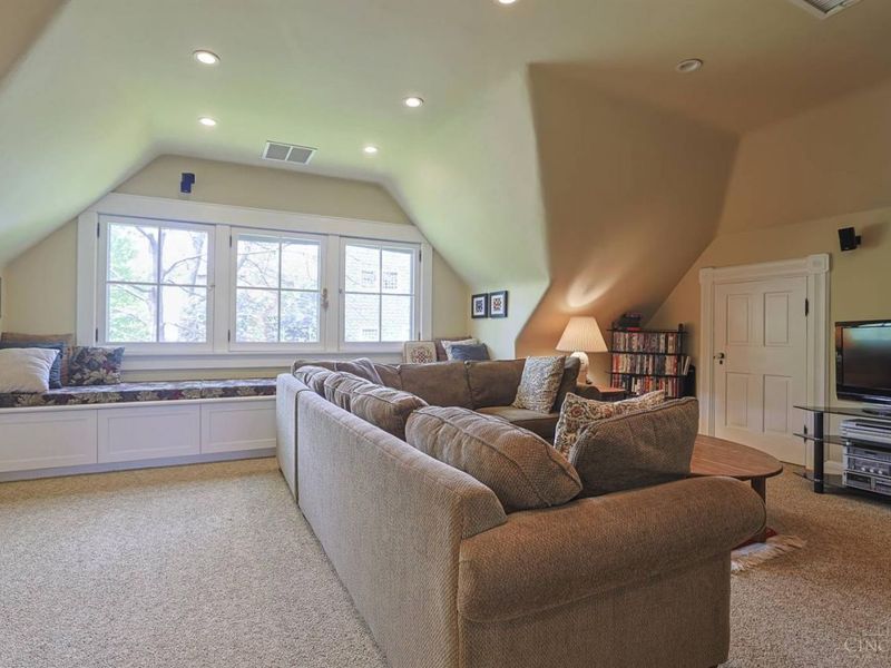 22 Burns Avenue, Wyoming, OH 45215 Photo 39