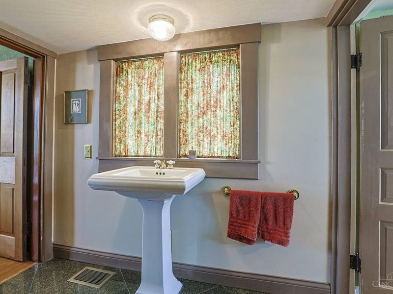 22 Burns Avenue, Wyoming, OH 45215 Photo 45