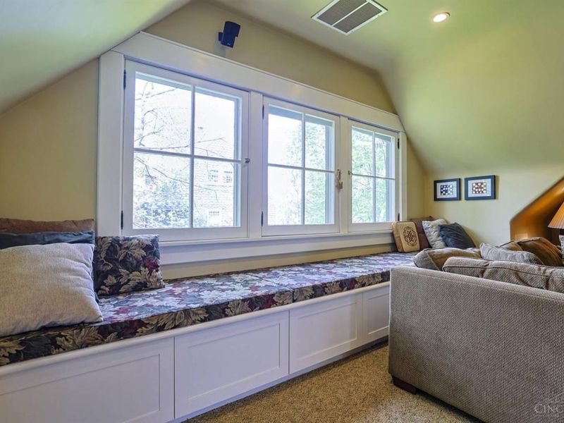 22 Burns Avenue, Wyoming, OH 45215 Photo 49