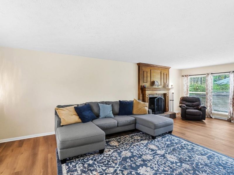 6831 Old Station Road, West Chester, OH 45069 Photo 7