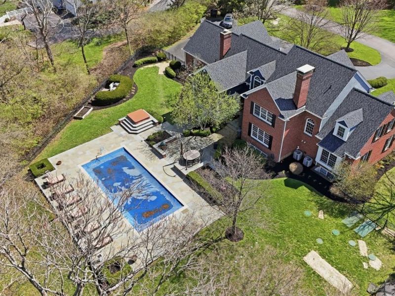 923 Princeton Drive, Terrace Park, OH 45174 Photo 2