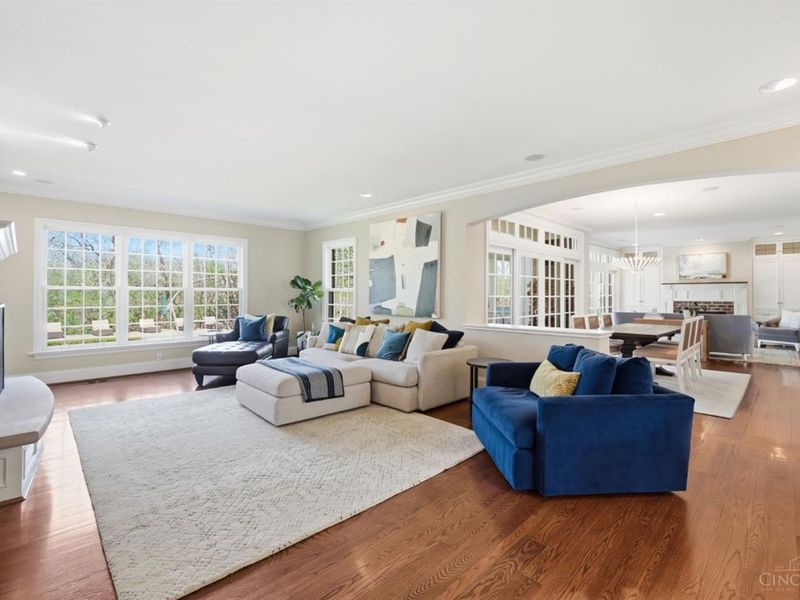 923 Princeton Drive, Terrace Park, OH 45174 Photo 8