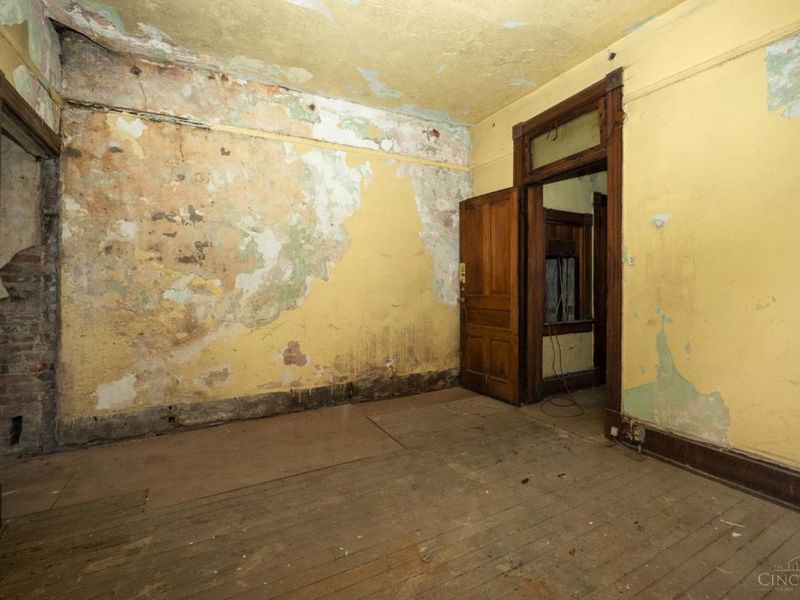 1808 Vine Street, Cincinnati, OH 45202 Photo 14