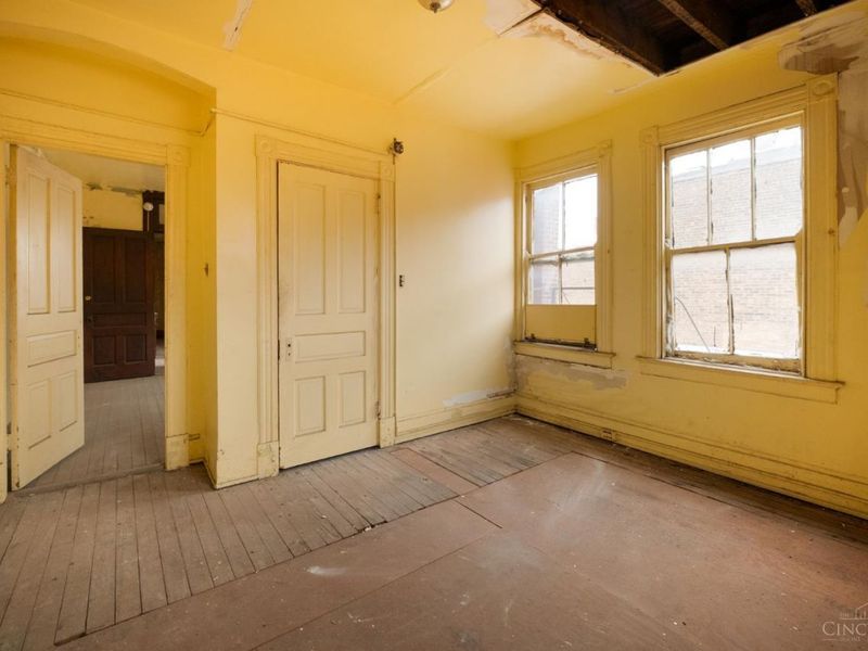 1808 Vine Street, Cincinnati, OH 45202 Photo 38