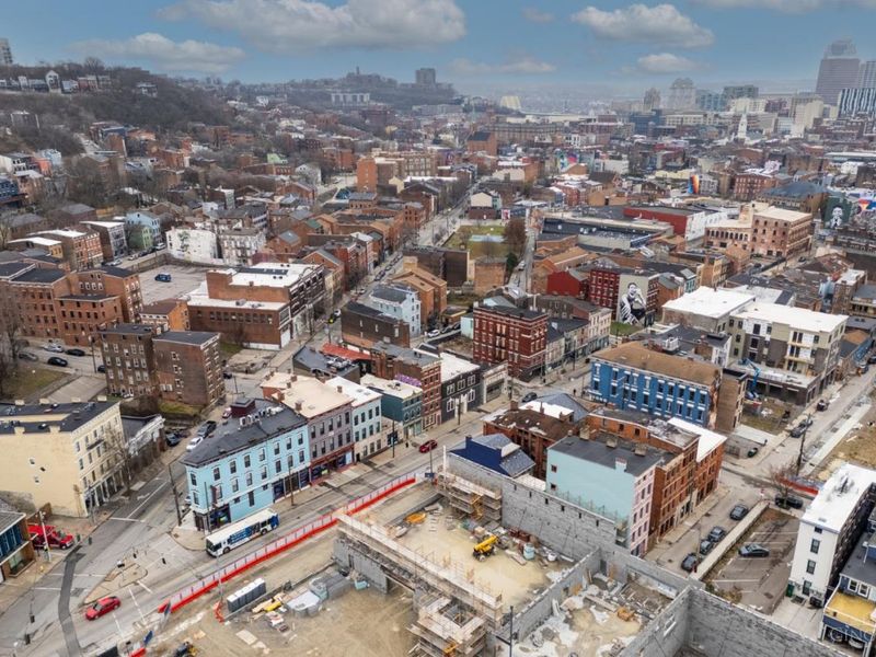 1808 Vine Street, Cincinnati, OH 45202 Photo 7