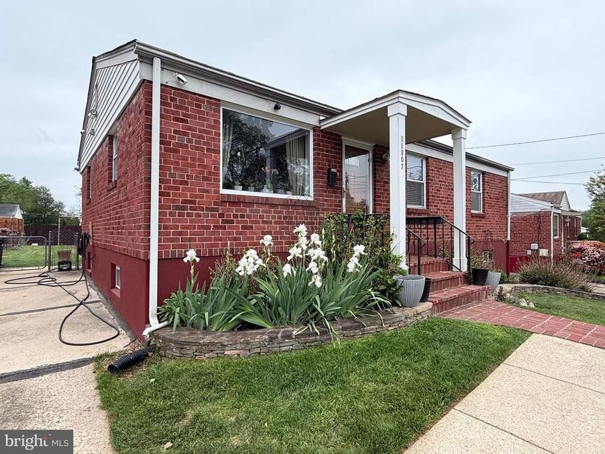 11807 Rocking Horse Road, Rockville, MD 20852 Main Photo