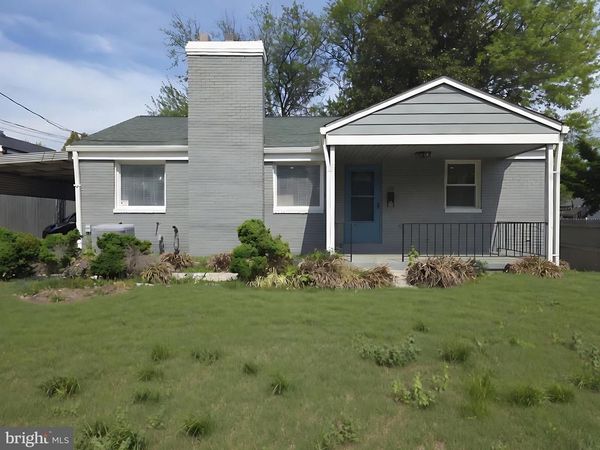 220 UNIVERSITY BOULEVARD E , SILVER SPRING, MD 20901