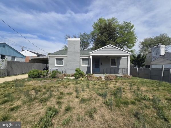 220 UNIVERSITY BOULEVARD E , SILVER SPRING, MD 20901