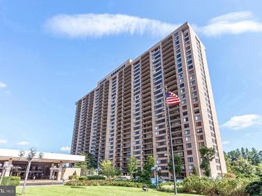 3705 S GEORGE MASON DRIVE , Unit 2117S, FALLS CHURCH, VA 22041