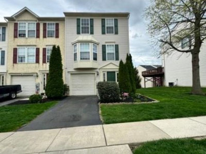 202 Fox Trail, Unit 105, Parkesburg, PA 19365 Main Photo