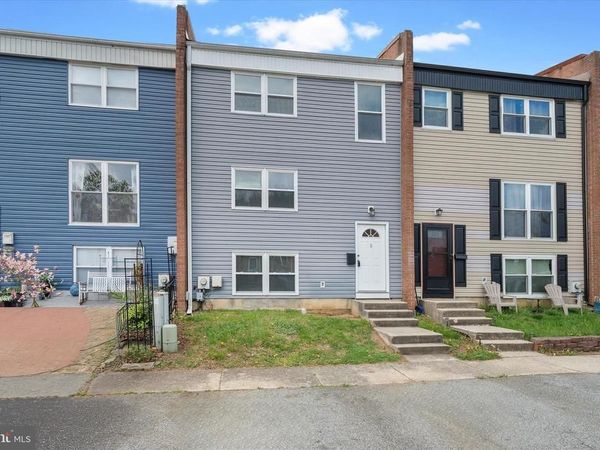 5 FARNSWORTH ROAD , NEWARK, DE 19713