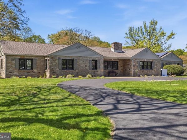 1105 HILLSIDE BOULEVARD, WILMINGTON, DE 19803