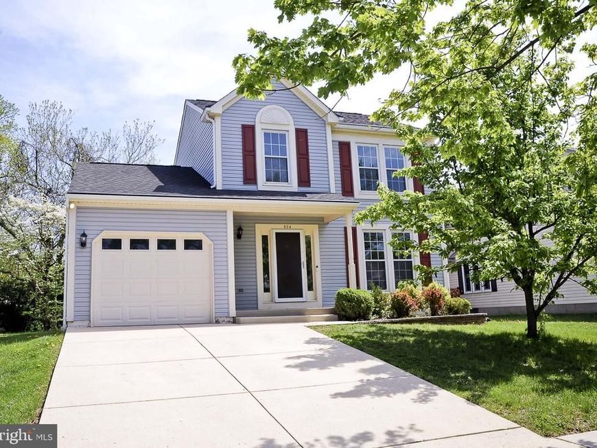 824 Sunnyfield Lane, Baltimore, MD 21225 Main Photo