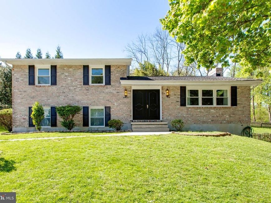 909 Farmstead Road, Cockeysville, MD 21030 Main Photo