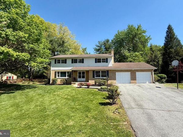8208 GLENDALE DRIVE , FREDERICK, MD 21702