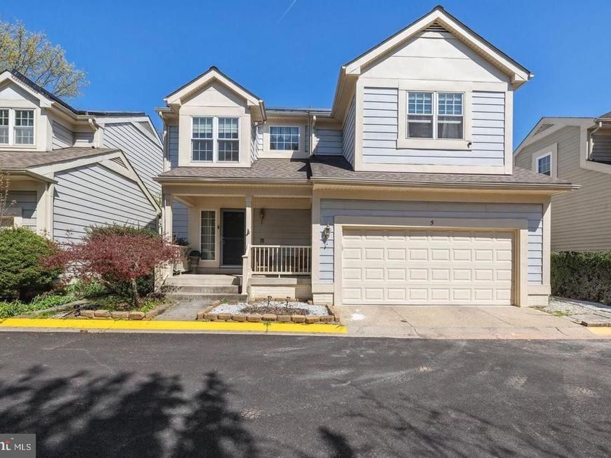 5 Holly Pond Court , Montgomery Village, MD 20886 Main Photo
